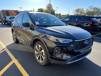 2025 Ford Escape Platinum