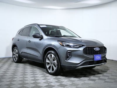 2025 Ford Escape Platinum