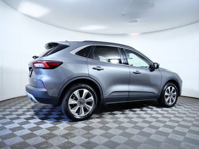 2025 Ford Escape Platinum