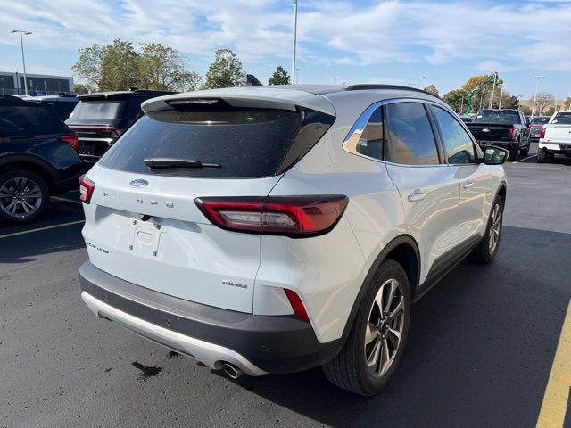 2025 Ford Escape Platinum