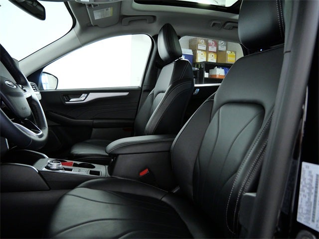 2025 Ford Escape Hybrid Platinum