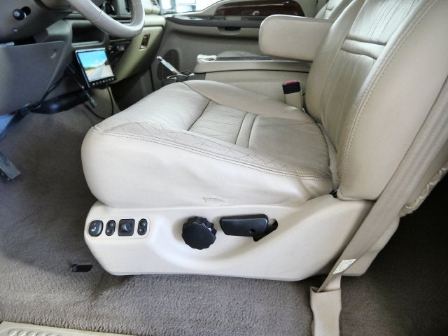2000 Ford Excursion Limited 137 WB