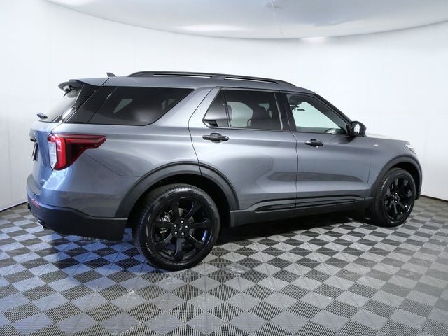 2024 Ford Explorer ST-Line