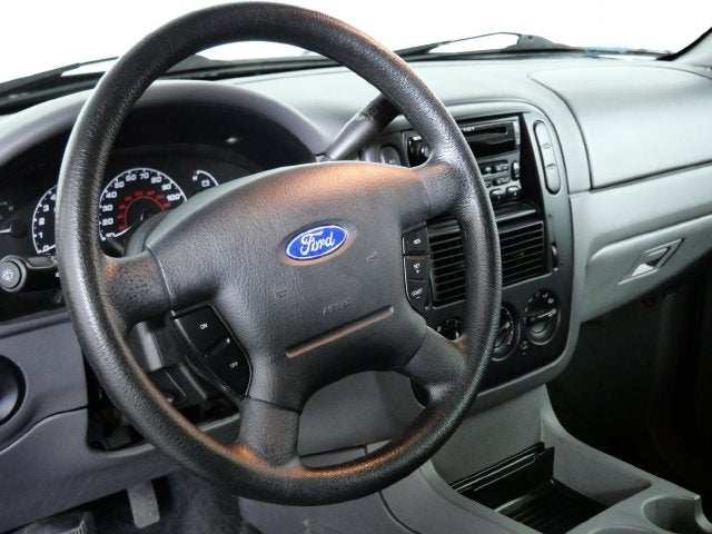 2002 Ford Explorer XLT 114 WB