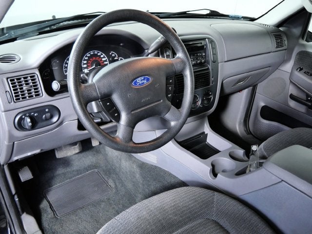 2002 Ford Explorer XLT 114 WB
