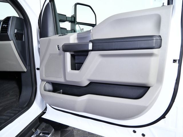 2022 Ford F-350SD XLT