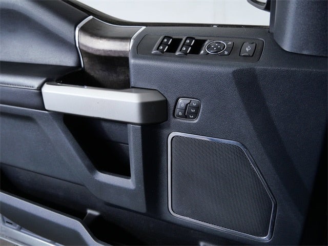 2022 Ford F-350SD Lariat