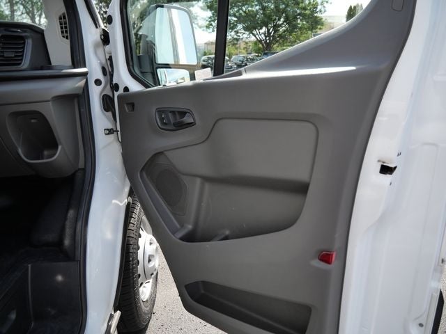 2022 Ford Transit-250 Base