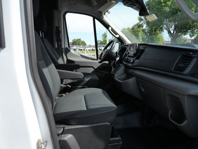 2022 Ford Transit-250 Base