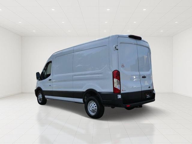 2022 Ford Transit-250 Base