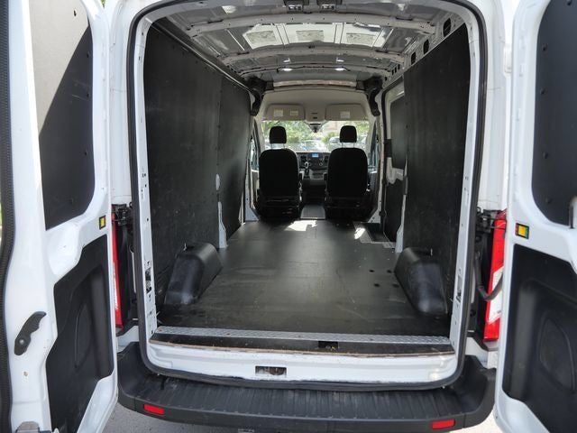 2022 Ford Transit-250 Base