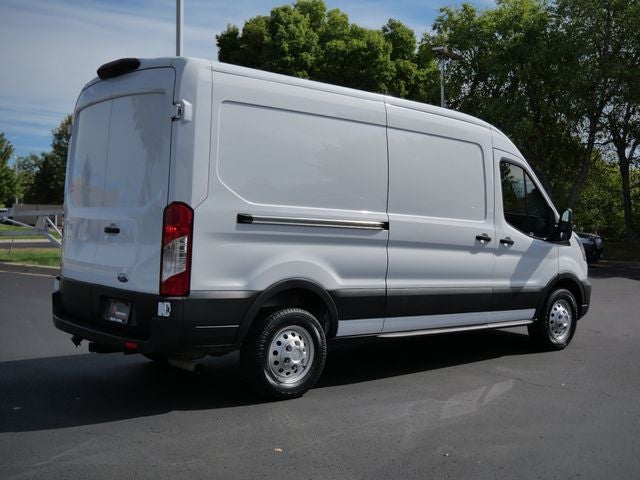 2022 Ford Transit-250 Base