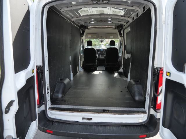 2022 Ford Transit-250 Base