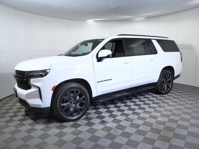 2023 Chevrolet Suburban RST