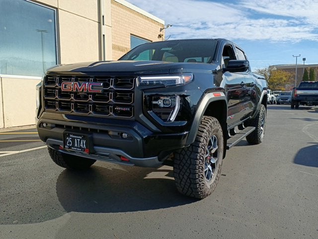 2025 GMC Canyon AT4