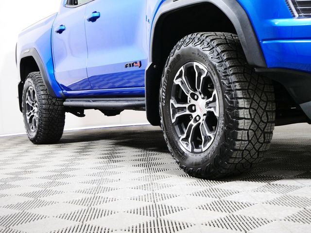 2023 GMC Canyon AT4