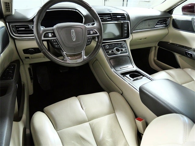 2017 Lincoln Continental Select