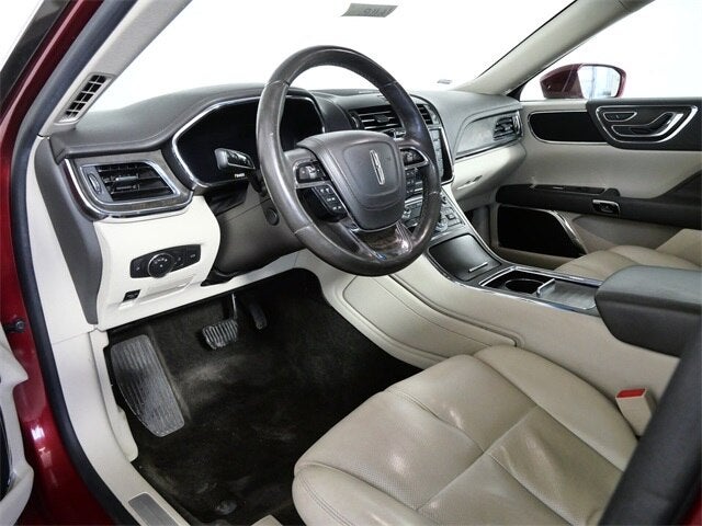 2017 Lincoln Continental Select