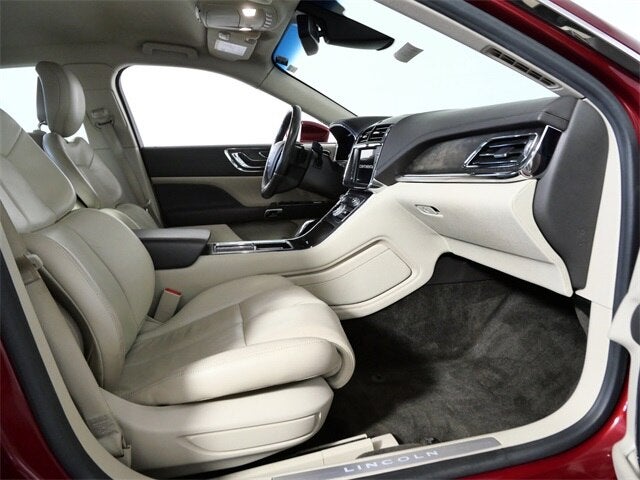 2017 Lincoln Continental Select