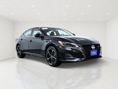 2025 Nissan Altima 2.5 SR