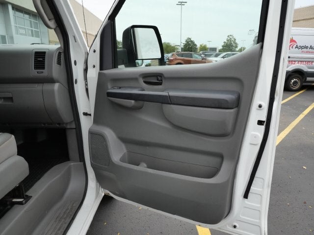 2013 Nissan NV3500 HD Cargo S