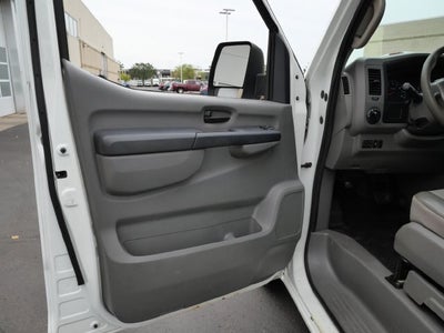 2013 Nissan NV3500 HD Cargo S
