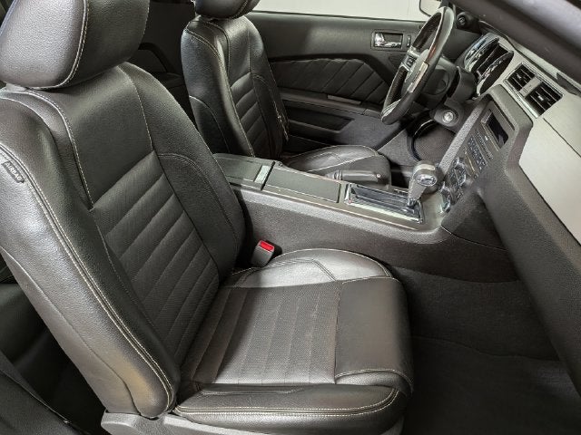2010 Ford Mustang V6