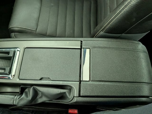 2010 Ford Mustang V6