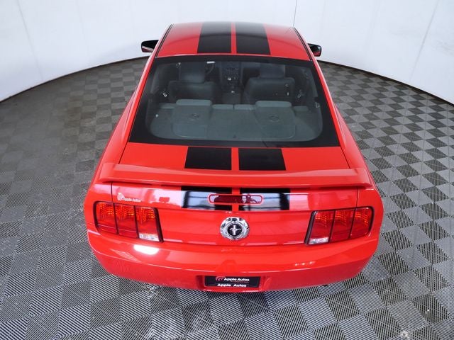 2005 Ford Mustang Base