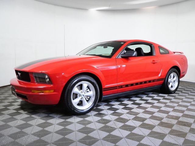 2005 Ford Mustang Base