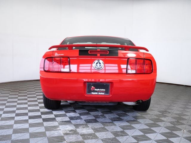 2005 Ford Mustang Base