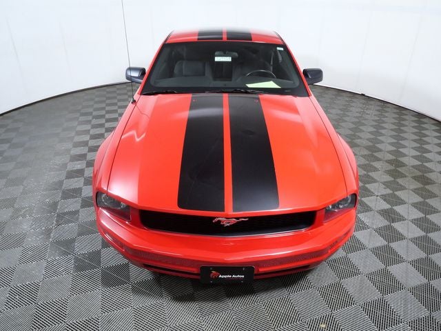 2005 Ford Mustang Base