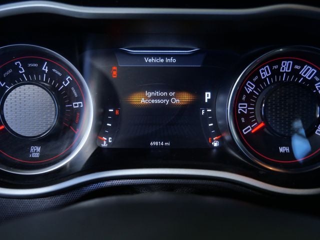 2017 Dodge Challenger SXT