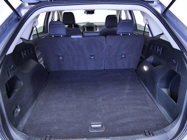 2020 Ford Edge SE