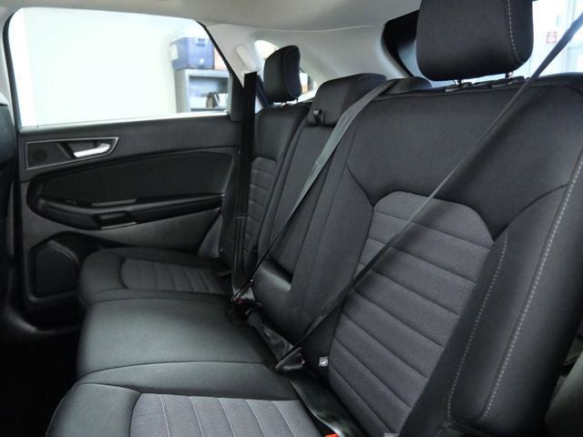 2017 Ford Edge SE