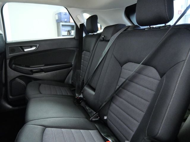 2017 Ford Edge SE