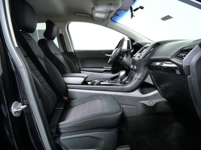 2017 Ford Edge SE