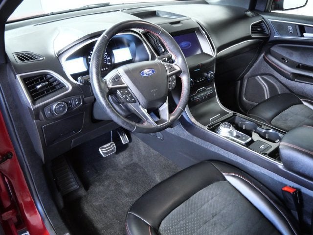 2020 Ford Edge ST Line