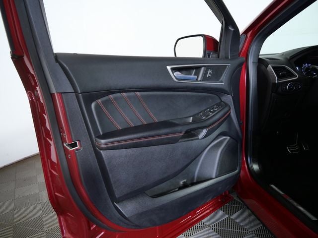 2022 Ford Edge ST Line