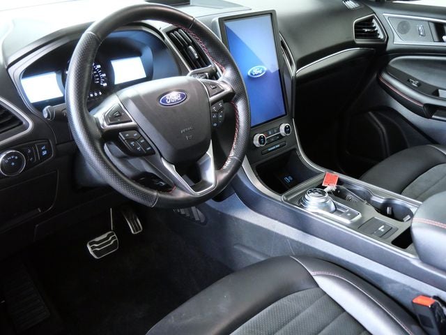 2022 Ford Edge ST Line