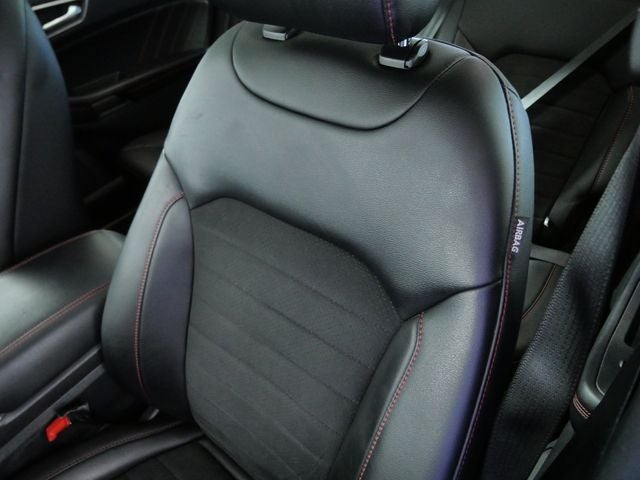 2022 Ford Edge ST Line