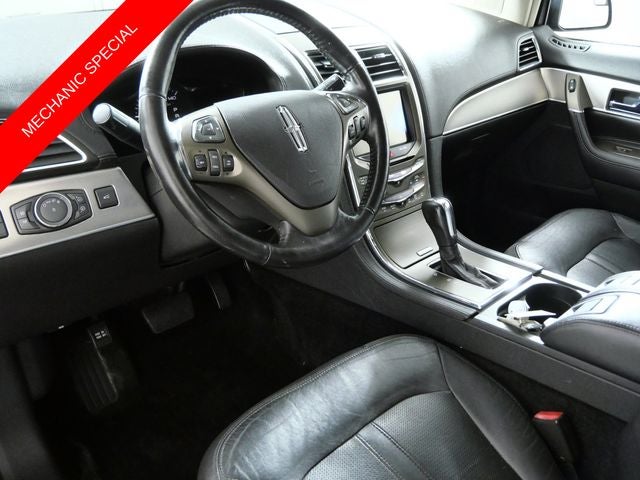 2013 Lincoln MKX Base