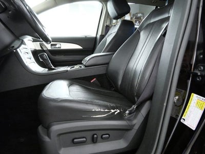 2013 Lincoln MKX Base