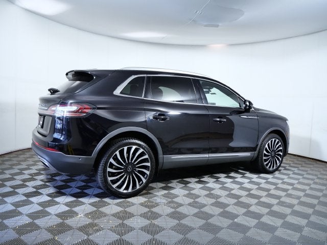 2022 Lincoln Nautilus Black Label