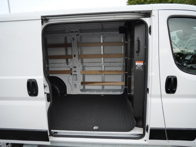 2025 RAM ProMaster 2500 Base 136 WB