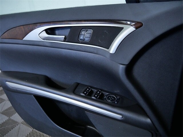 2013 Lincoln MKZ Base
