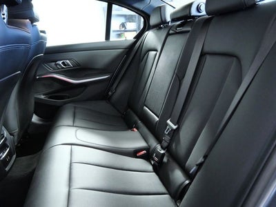 2025 BMW 3 Series 330i xDrive