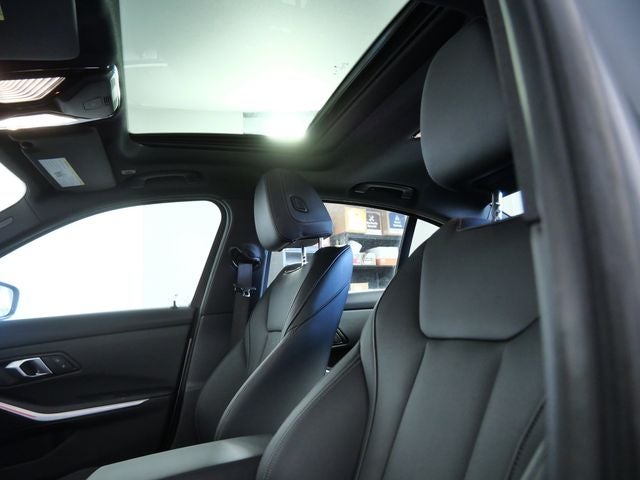 2025 BMW 3 Series 330i xDrive