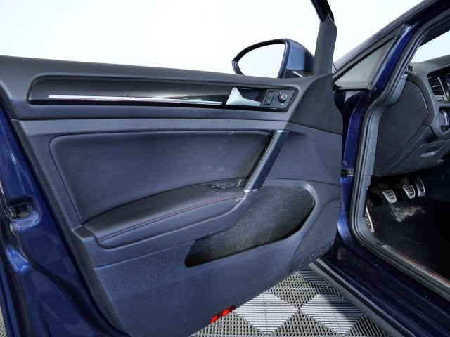 2015 Volkswagen Golf GTI 2.0T SE