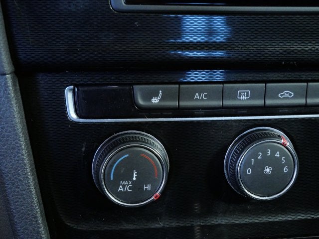 2015 Volkswagen Golf GTI 2.0T SE